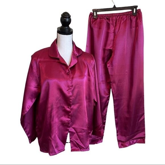 Silky Two Piece Pajama Set in Cranberry - Size Large - Picture 1 of 8
